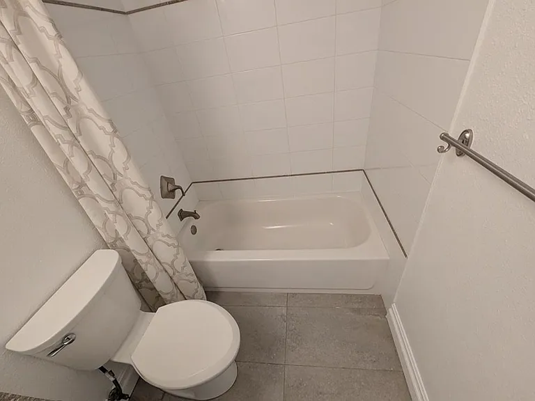 10051 Topanga Canyon Blvd #15 — Photo 21