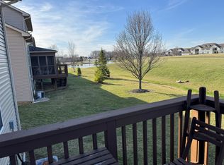 795 Mystic Pointe Dr, Lewis Center, OH