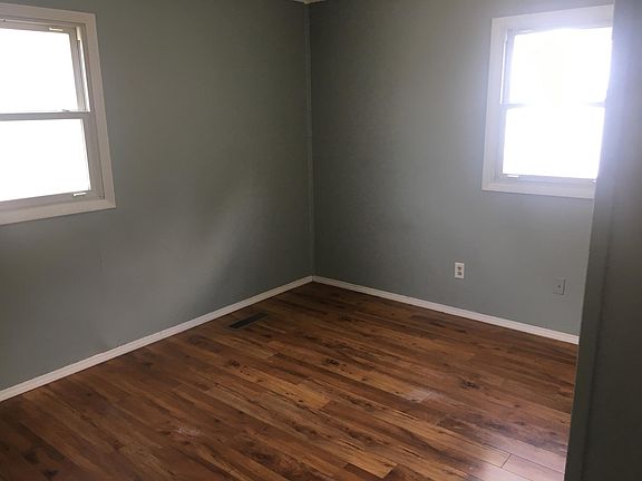 4th image of 304 Saint Jude Ave