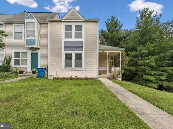 15361 Gatehouse Ter, Woodbridge, VA 22191
