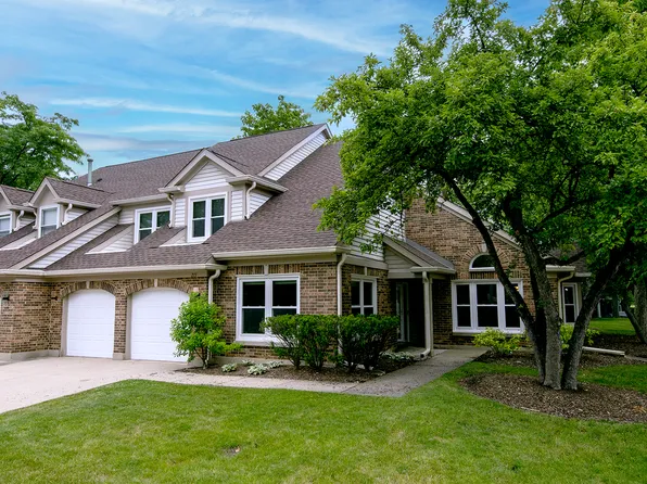 273 Willow Pkwy #38-2, Buffalo Grove, IL 60089