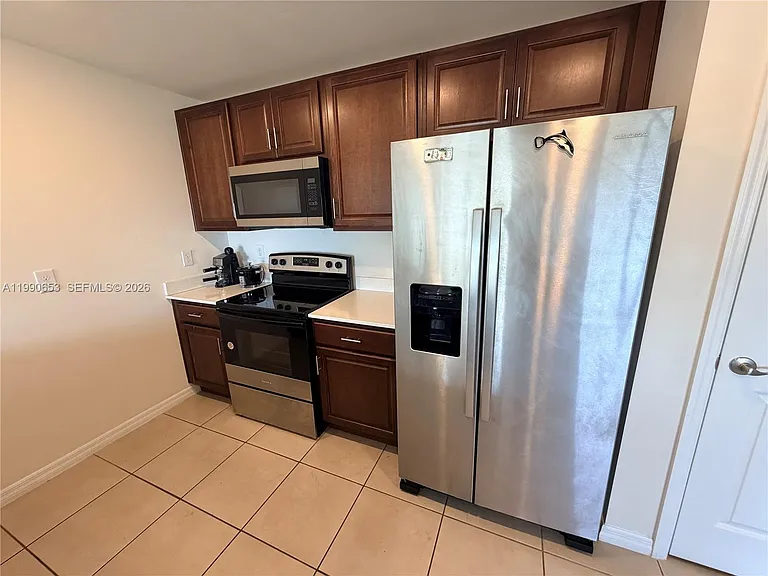 513 Ella Jean Pl — Photo 6