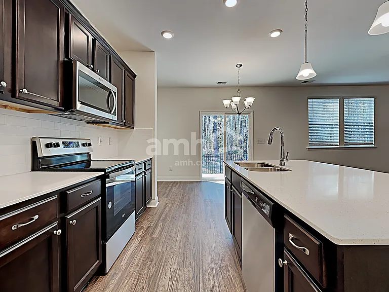 311 Cartess Rd — Photo 3