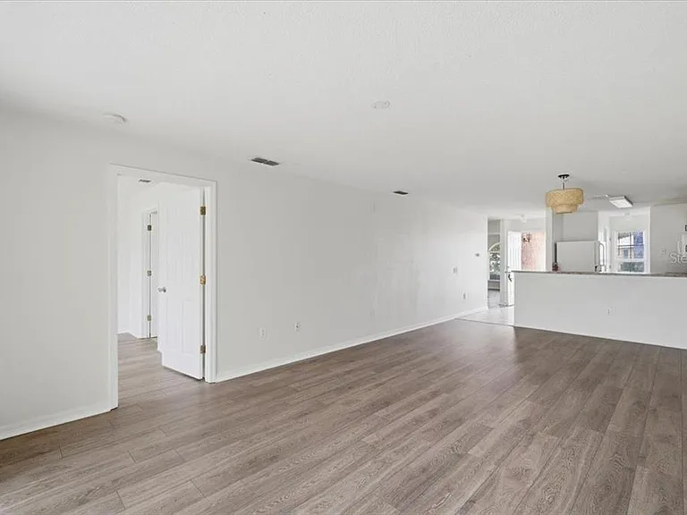 212 Ocean Bluff Dr — Photo 4