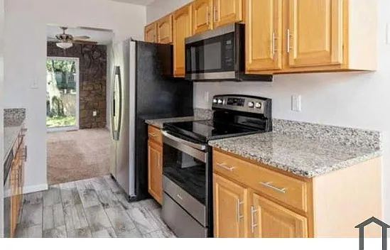 22 Helmsman Ct — Photo 4