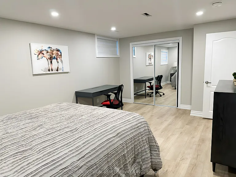 30 York Dr #B — Photo 6