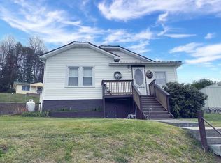 743 Gilliam St NE, Wise, VA 24293
