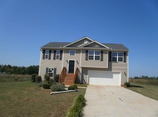 120 Yancey Pl, Arnoldsville, GA 30619