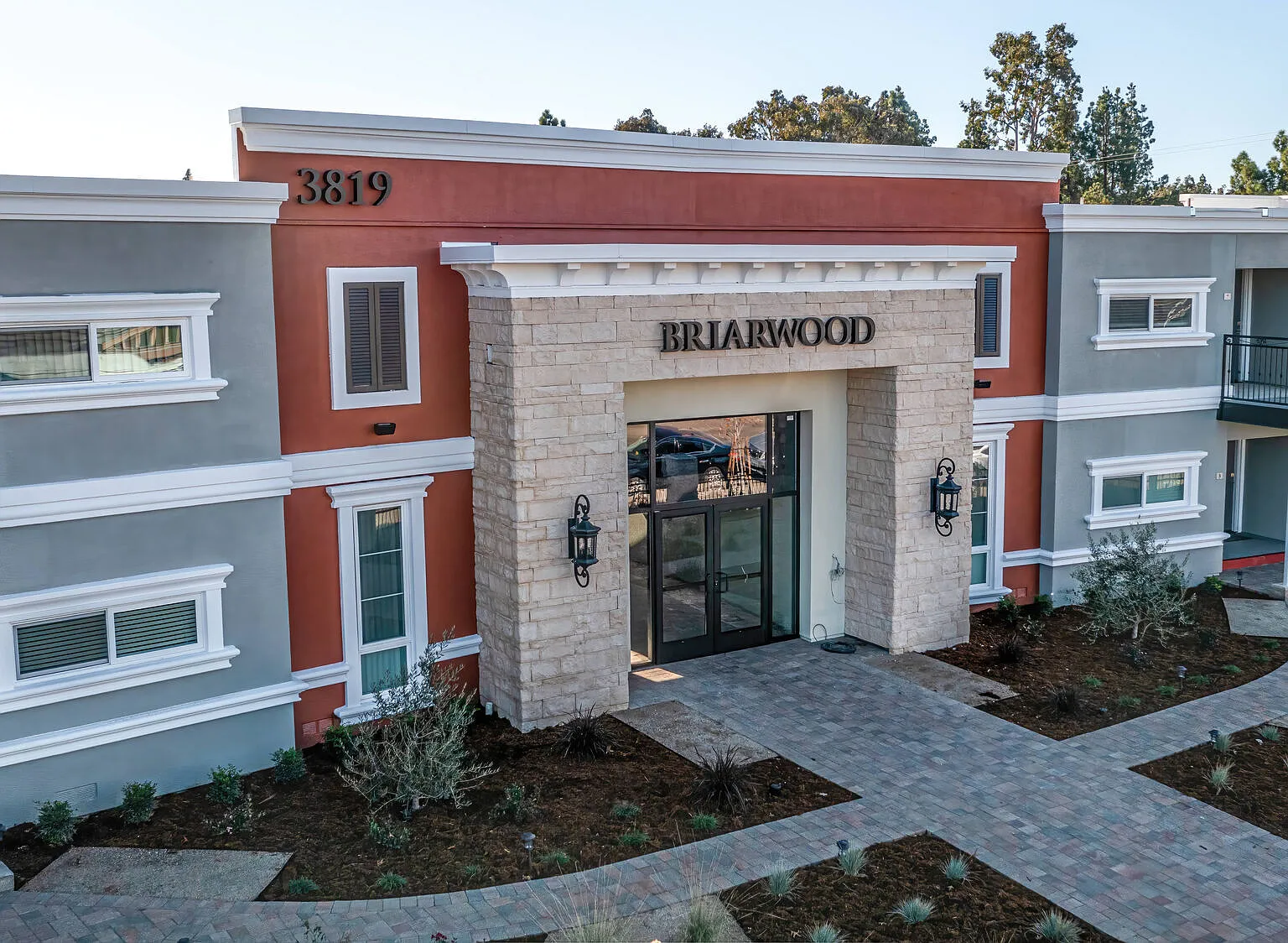 Briarwood Apartments — Photo 3