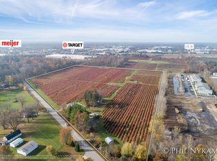 3717 Beeline Rd, Holland, MI 49424