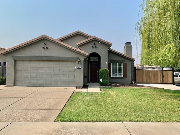 2nd image of 7605 Laguna Beach Way