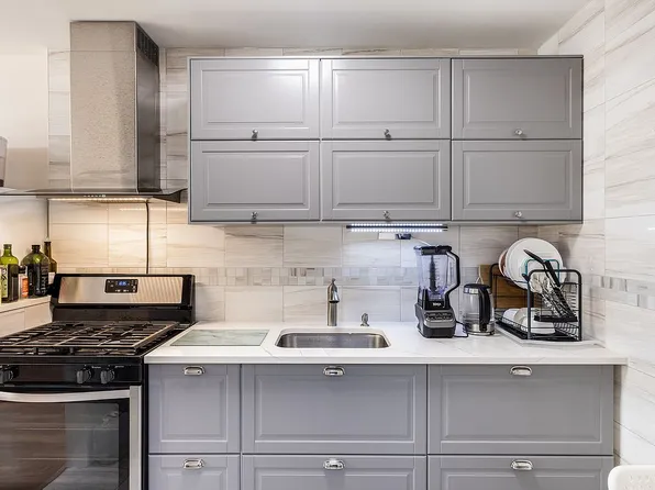 448 Neptune Ave Unit 7A, Brooklyn, NY 11224