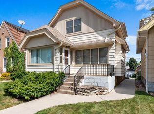 964 S 61st St #A, Milwaukee, WI 53214