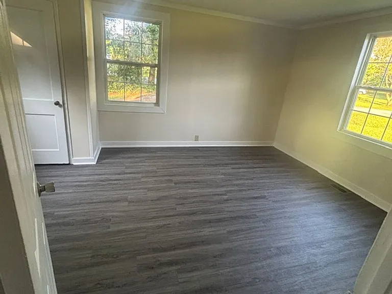 115 Miller Blvd — Photo 4