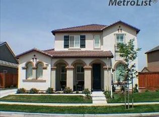 2250 Mustang Dr, Oakdale, CA