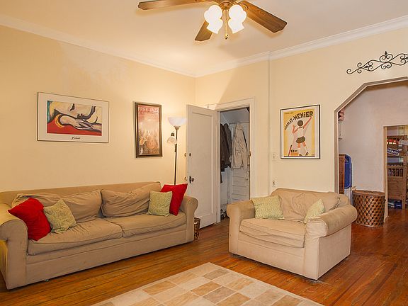 4th image of 325 21st St