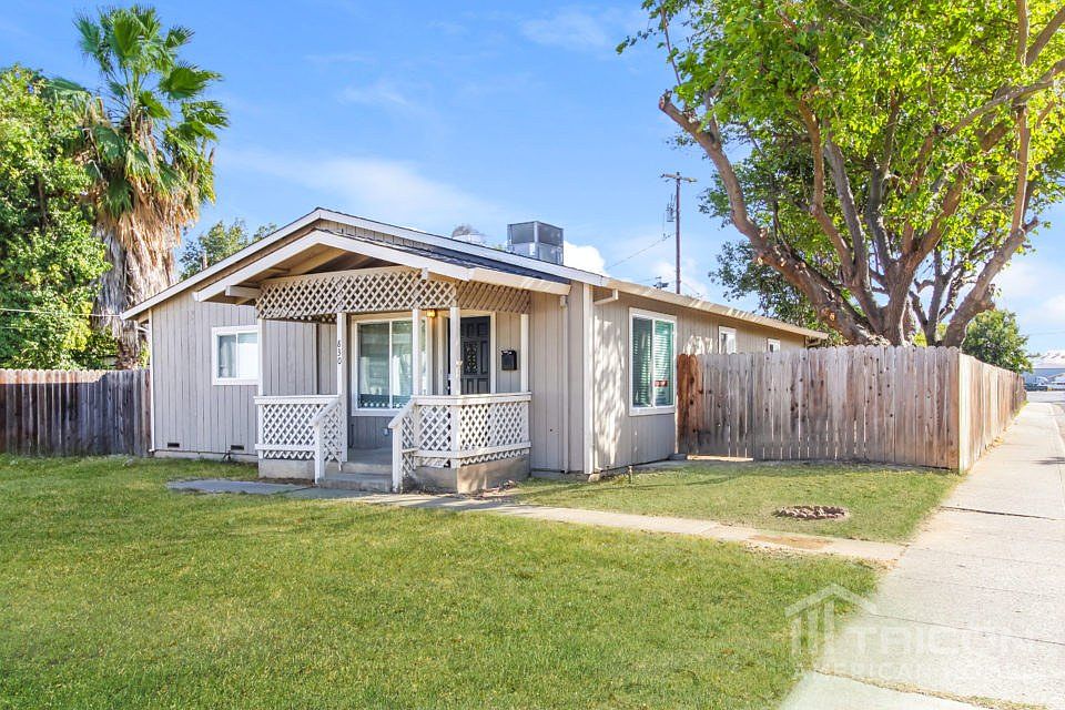 1st image of 830 Bandy Way