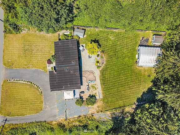 Over half an acre lot>