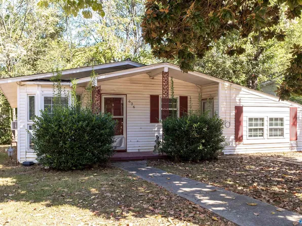 626 Kennan Rd NW, Huntsville, AL 35811