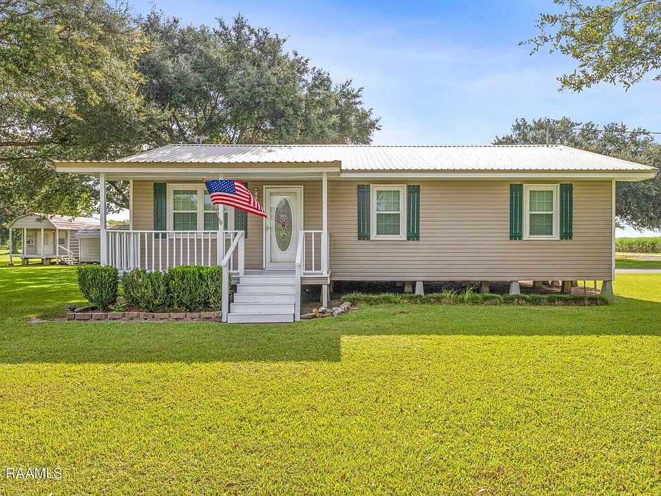 1st image of 3936 Olias Rd