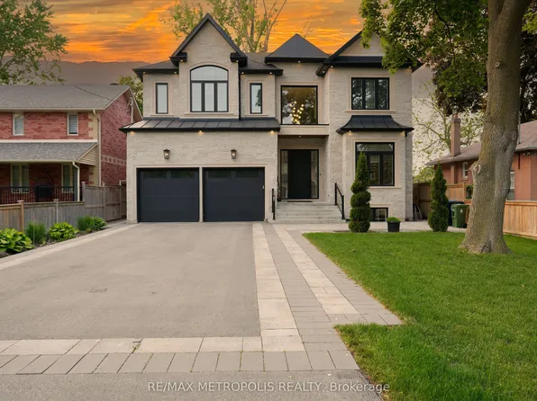 34 Euclid Ave #Basement, Toronto, ON M6J 2J6