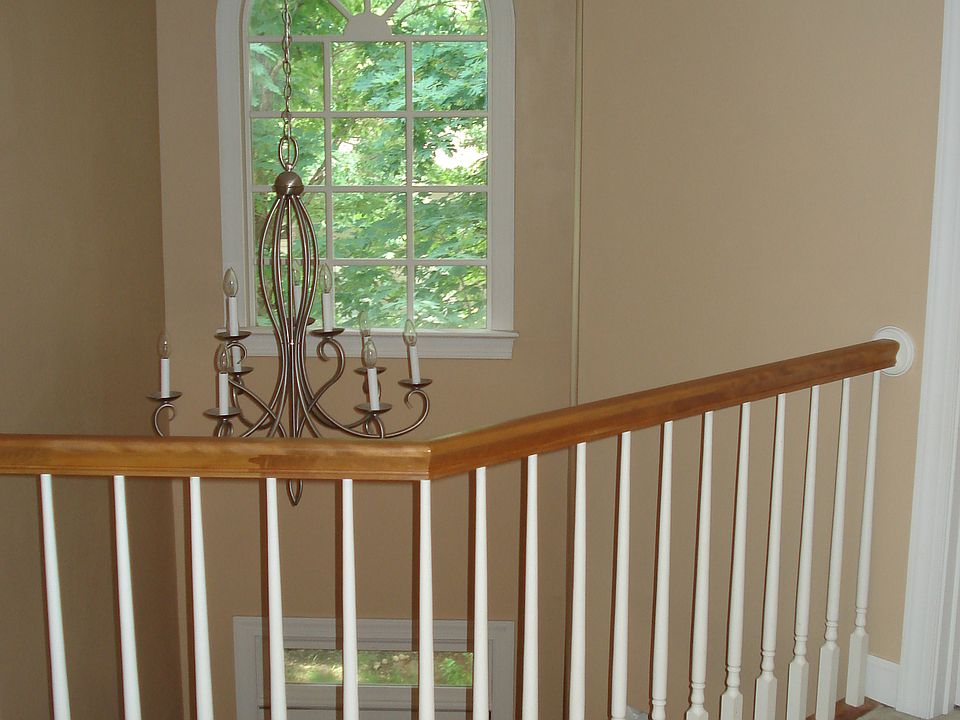 2 story open foyer