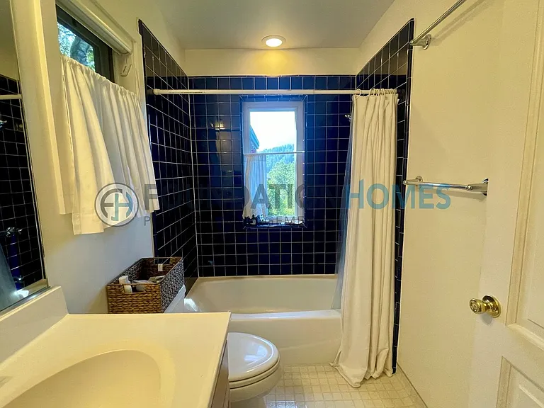 45A Laurel Grove Ave — Photo 11