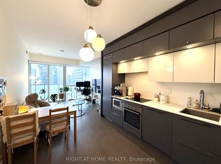 15 Grenville St #3206, Toronto, ON M4Y 0B9