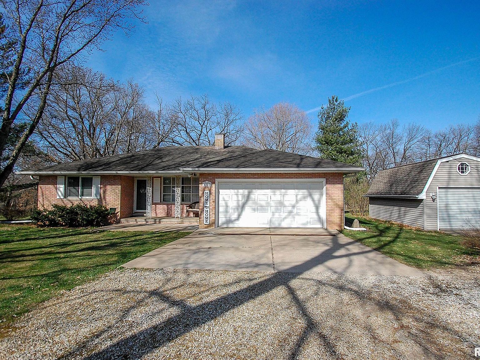 4727 N Koerner Rd, Peoria, IL 61615 Zillow