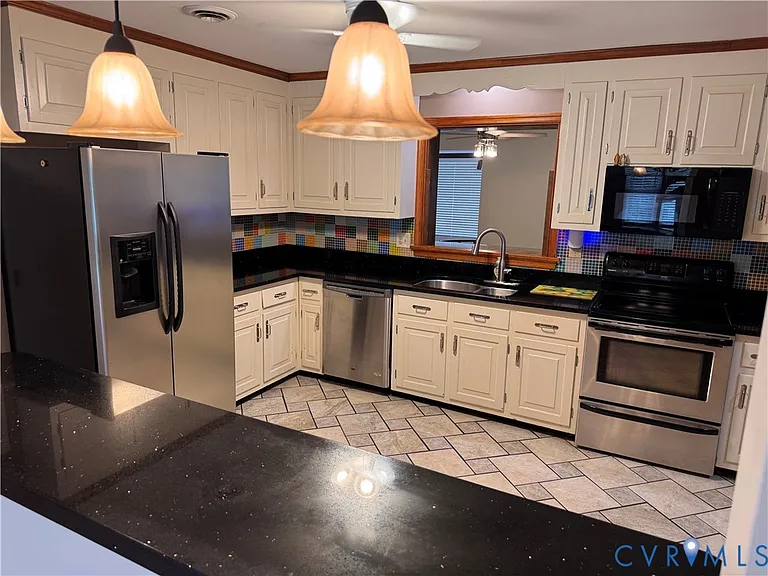 7146 Creighton Rd — Photo 9