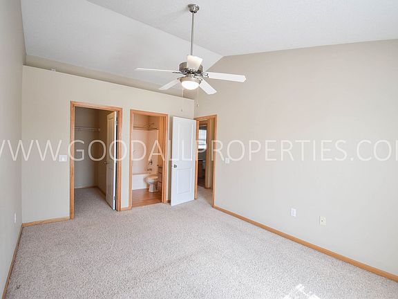 4th image of 15203 Townsend Ave