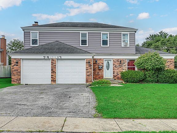 2nd image of 2913 Greenwood Rd