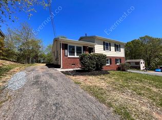 3000 Salem Dr, Gastonia, NC 28052