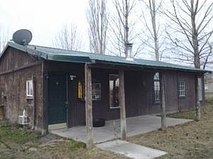 2nd image of 8711 Rd 10 NE