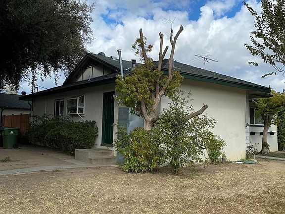 4th image of 21831 Arminta St