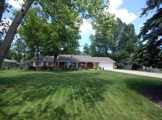812 Orlando Dr, Fort Wayne, IN
