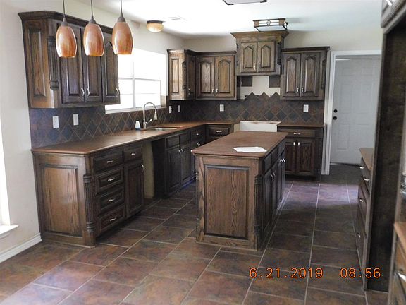 4th image of 10418 County Road 136 N
