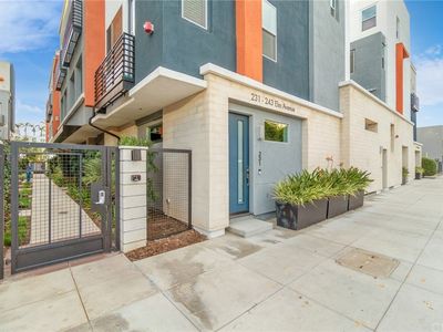 241 Elm Ave, Long Beach, CA, 90802