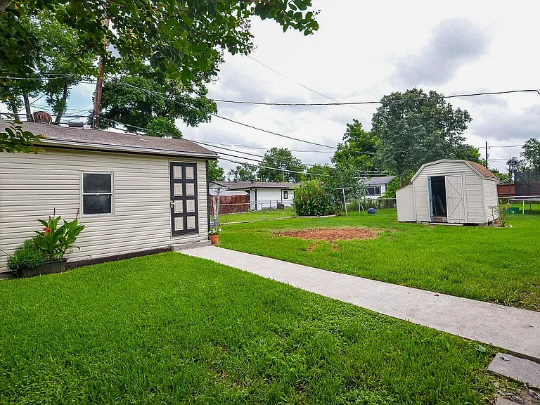 6322 Clemson St — Photo 20