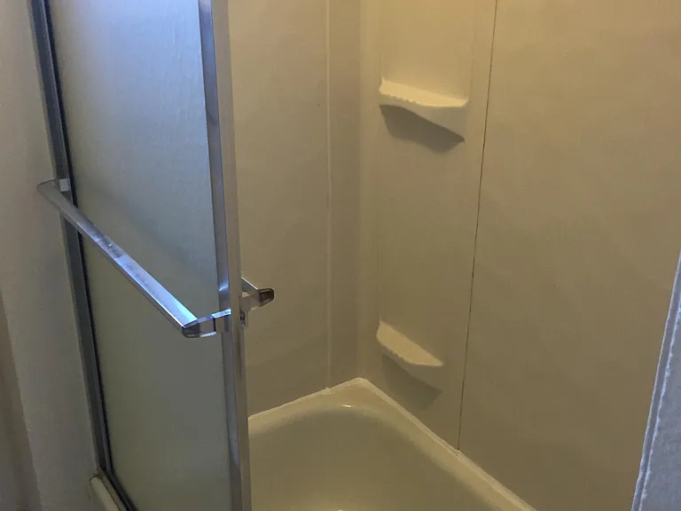 218 E Rochelle St #2 — Photo 8