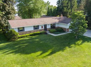 6499 Gina Ln, Deforest, WI 53532