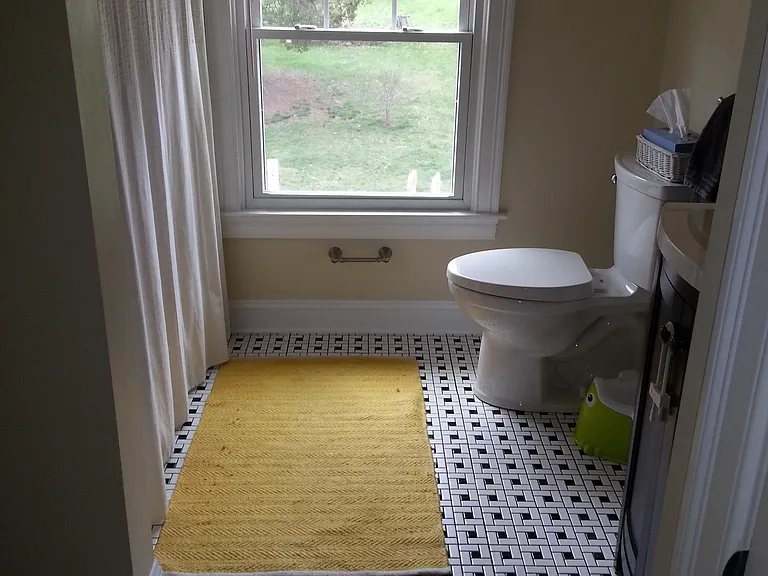 356 Townsend Ave — Photo 20