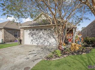 7561 Crepe Myrtle Ln, Denham Springs, LA 70706