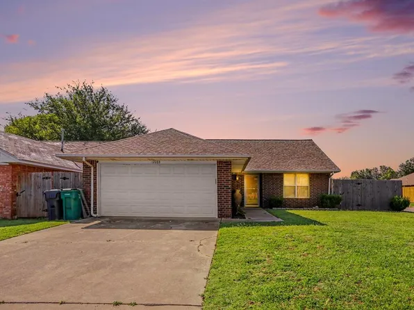 12288 SW 11th St, Yukon, OK 73099