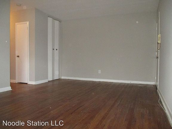 5th image of 100 White Horse Pike APT 11