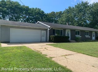 900 Coral St, Jenison, MI 49428