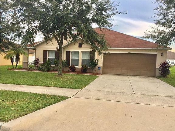 2nd image of 3301 Saint Martin Ln