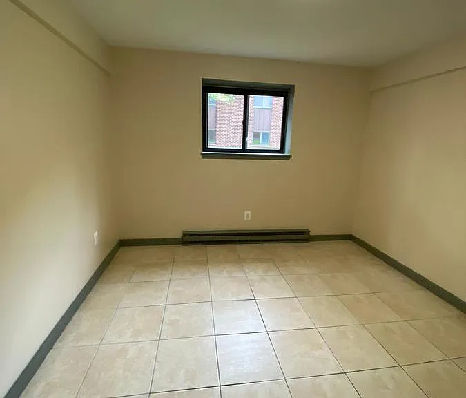 131 Clinic Dr #309 — Photo 12