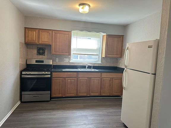 2nd image of 7713 Langdon St Floor 1