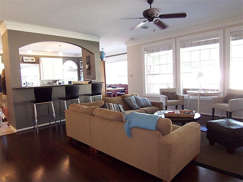 1st image of 3219 Quiet Lake Dr
